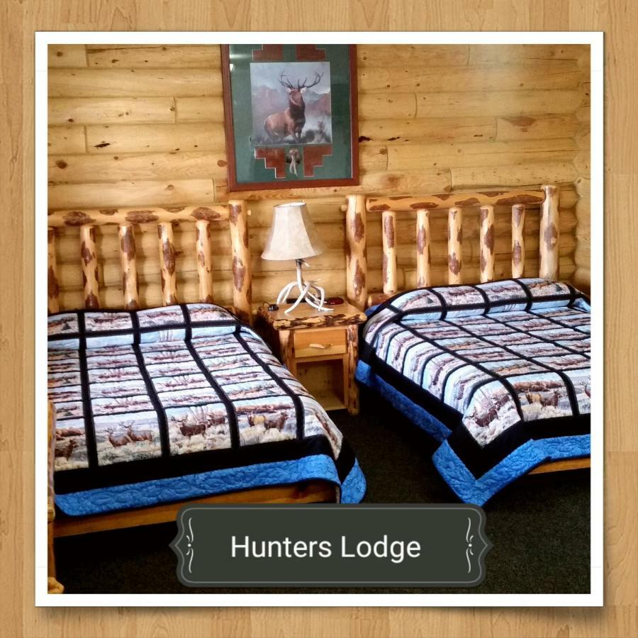 Wolf Den Log Cabin Motel And Rv Park Thayne Экстерьер фото